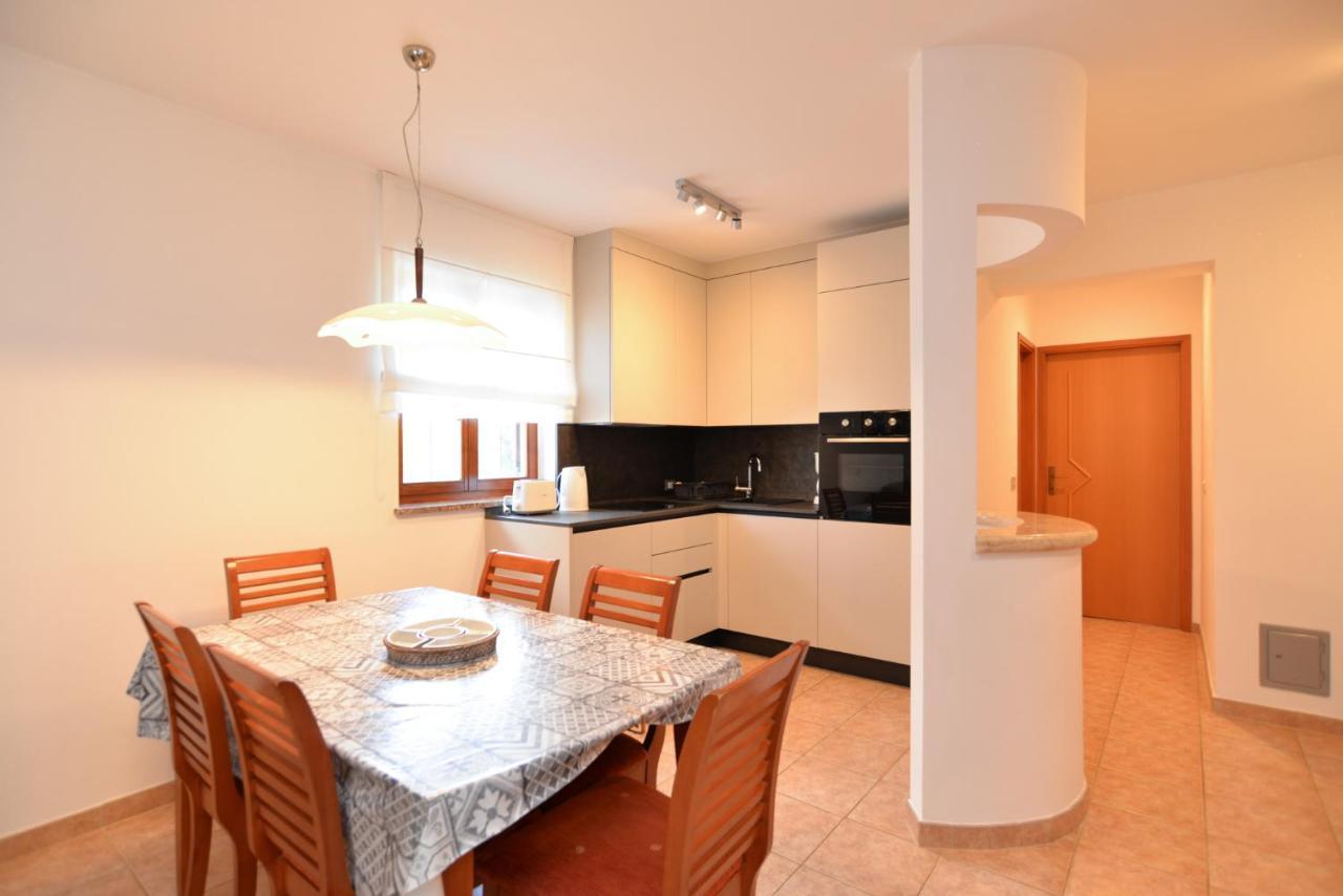 Elvis 1299 Apartment Vrsar